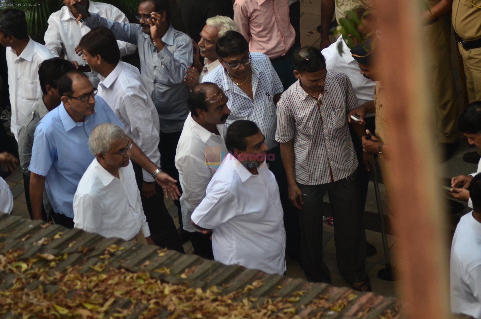 Mukesh Ambani at Murli Deora funeral in Chandanwadi, Mumbai on 24th Nov 2014