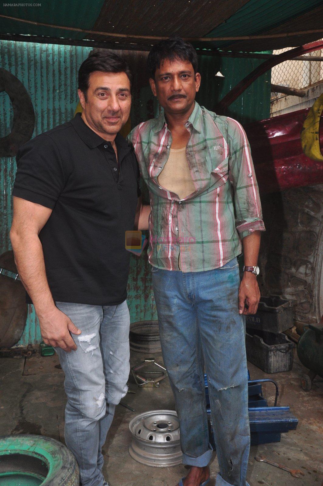 Adil Hussain, Sunny Deol  at Zed Plus promotions in Mumbai on 25th Nov 2014