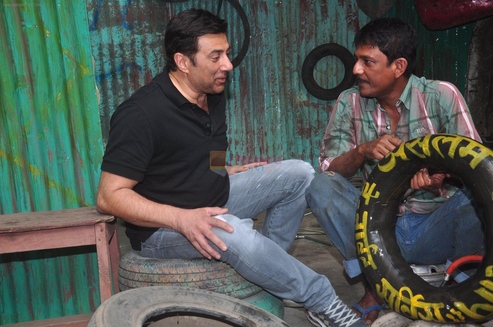 Adil Hussain, Sunny Deol  at Zed Plus promotions in Mumbai on 25th Nov 2014