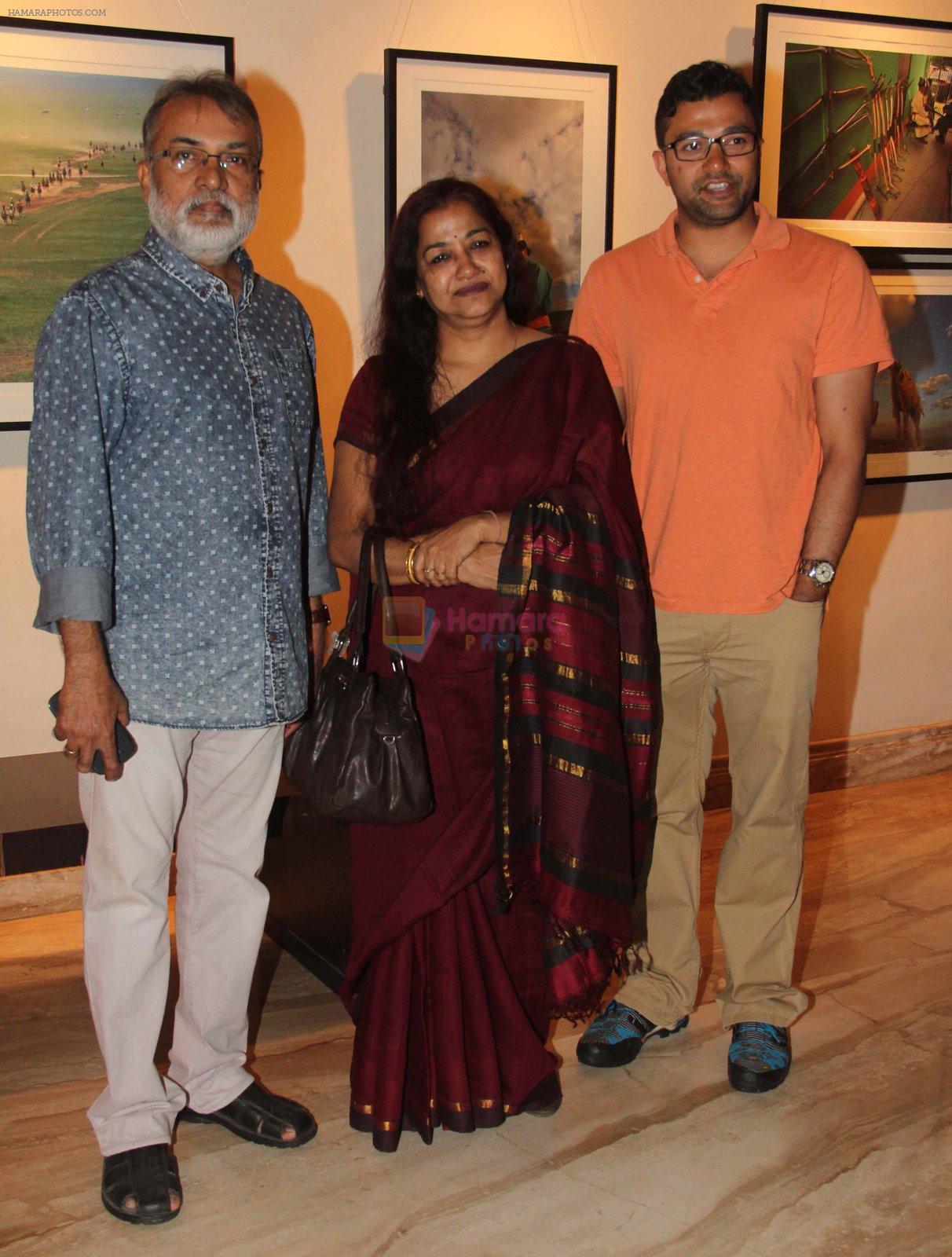 Sameer Mondel with his wife and son at Mongolia day by Shantanu Das in Worli, Mumbai on 26th Nov 2014