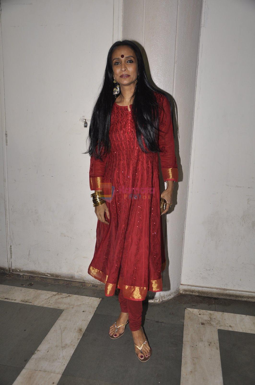 Suchitra Pillai at Vandana Sajnani's Fourplay play premiere in Rangsharda, Mumbai on 30th Nov 2014