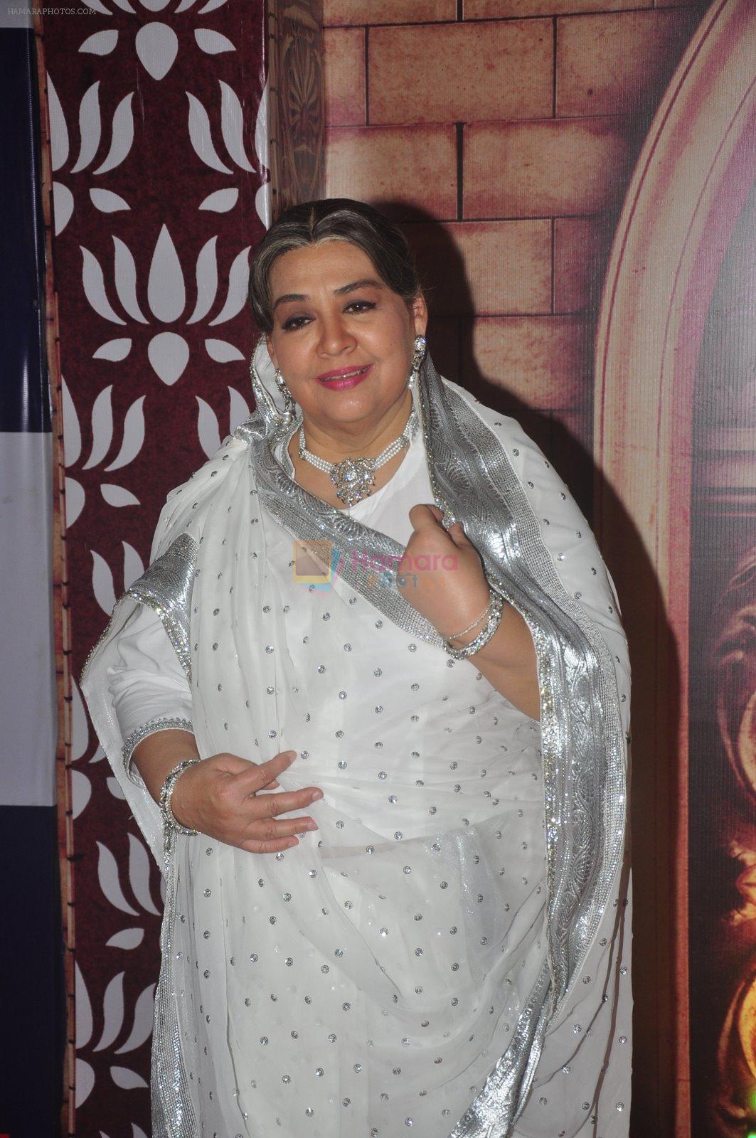 Farida Jalal at Zee Rishtey Awards in Andheri Sports Complex, Mumbai on 29th Nov 2014