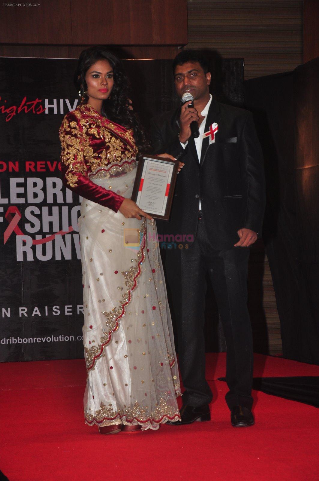 at Fashion Event for world aids day in Mumbai on 1st Dec 2014