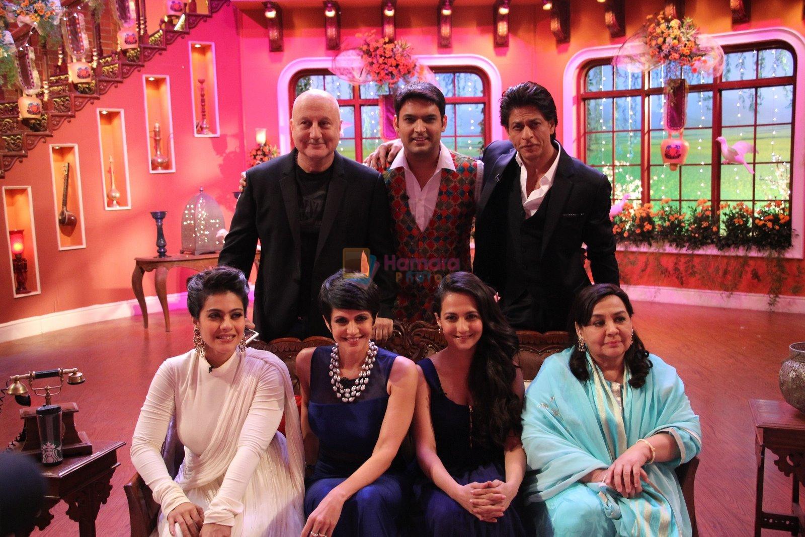 DDLJ cast celebrates 1000th week on the sets of Comedy Nights With Kapil