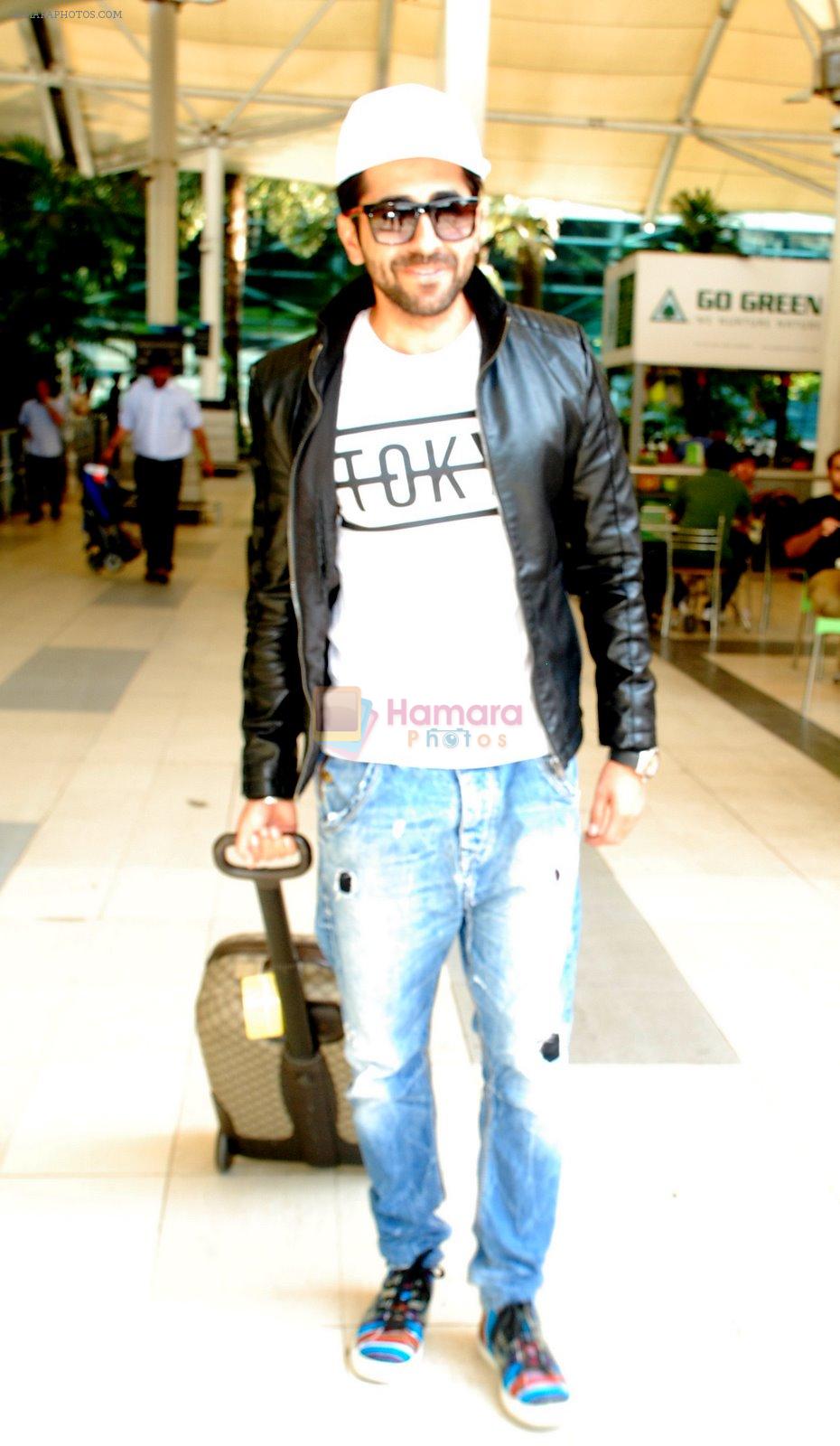 Ayushmann Khurrana snapped at airport in Mumbai on 3rd Nov 2014