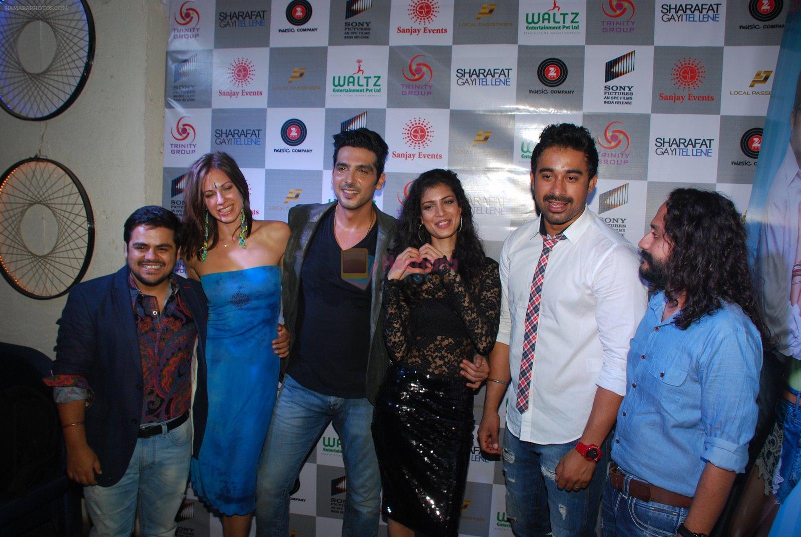 Tena Desae, Zayed Khan, Rannvijay Singh, Gurmmeet Singh, Talia Benson at the Audio release of Sharafat Gayi Tel Lene in Andheri, Mumbai on 11th Dec 2014