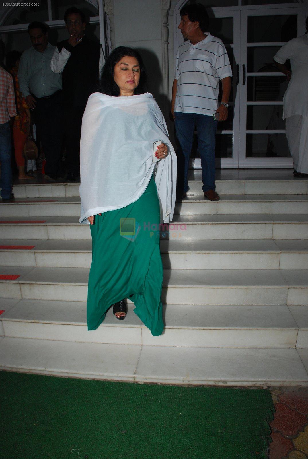 Kiran Juneja at Megha Jalota prayer meet in Isckon, Mumbai on 11th Dec 2014