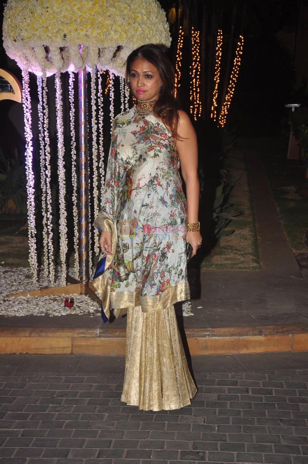 Surily Goel at Riddhi Malhotra & Tejas Talwalkar's wedding reception in J W Marriott, Mumbai on 15th Dec 2014