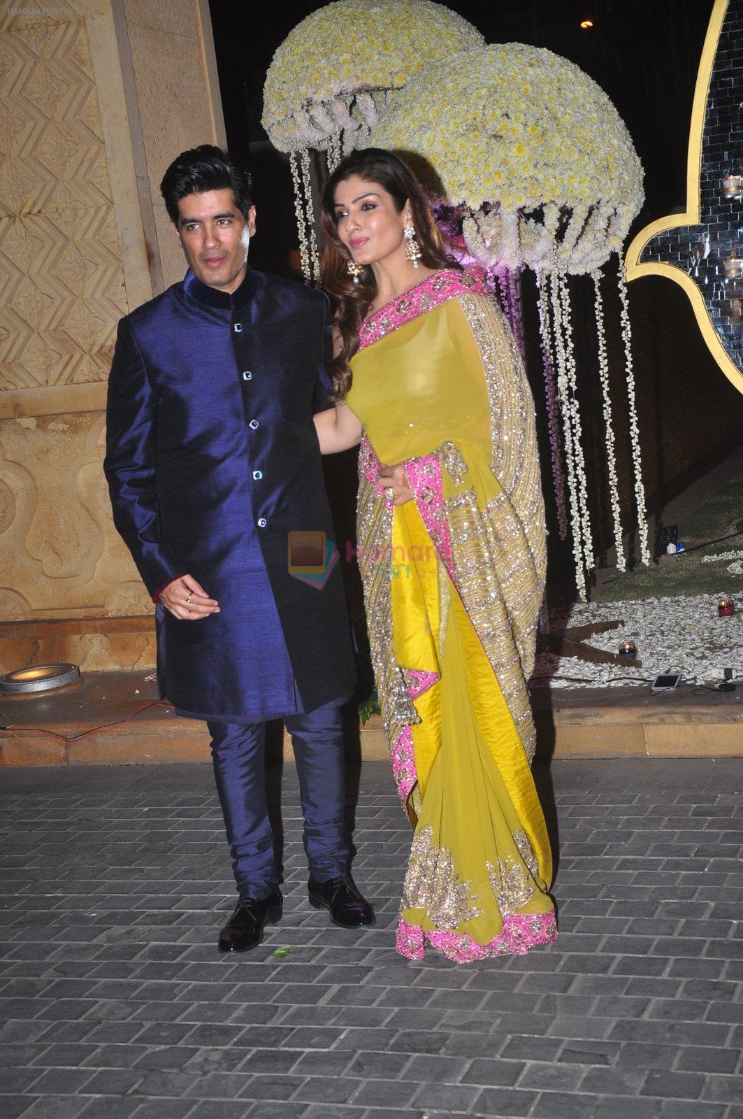 Raveena Tandon at Riddhi Malhotra & Tejas Talwalkar's wedding reception in J W Marriott, Mumbai on 15th Dec 2014