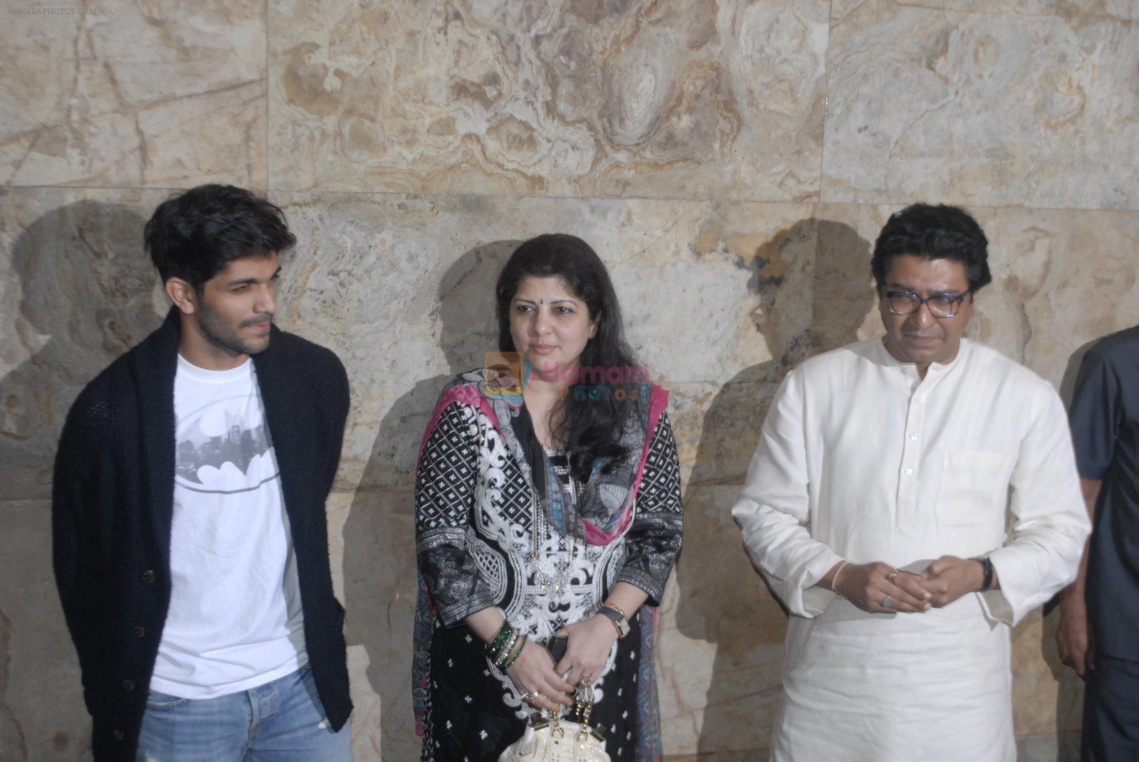 Amit Thackeray, Sharmila Thackeray, Raj Thackeray at Special screening of PK for Sachin Tendulkar & Raj Thackeray on 16th Dec 2014