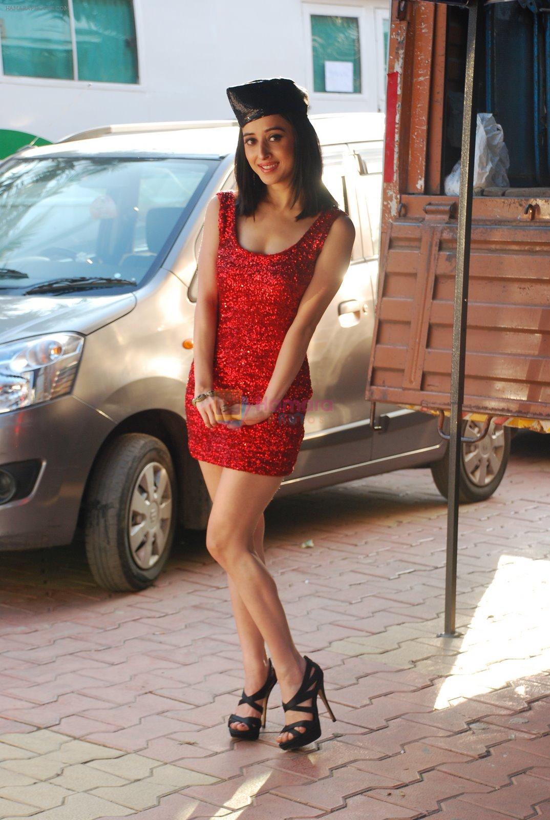 Suzanna Mukherjee On location of film Badmashiya in Mumbai on 16th Dec 2014