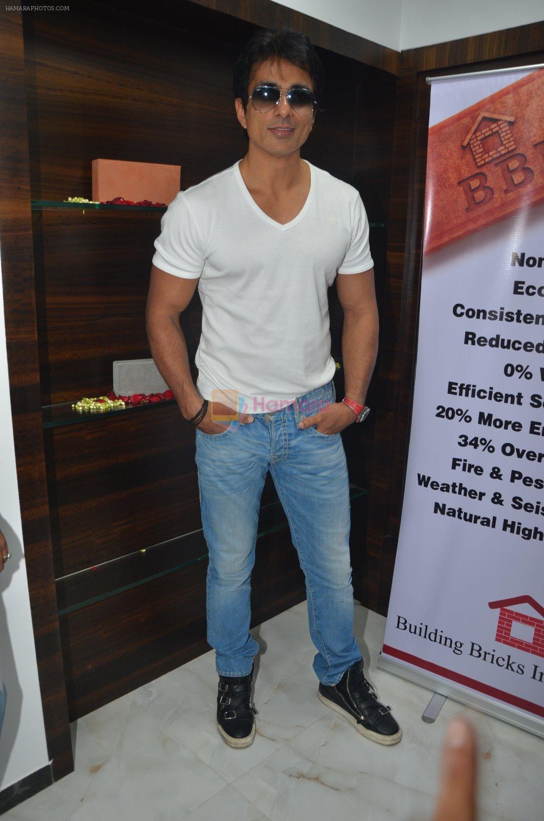 Sonu Sood at Building Bricks launch in Mumbai on 19th Dec 2014