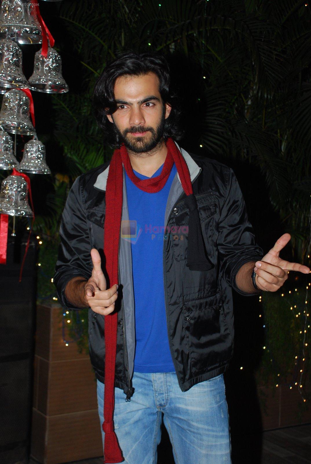 at Teejay and Karanvir Bohra's house warming party in Malad, Mumbai on 20th Dec 2014