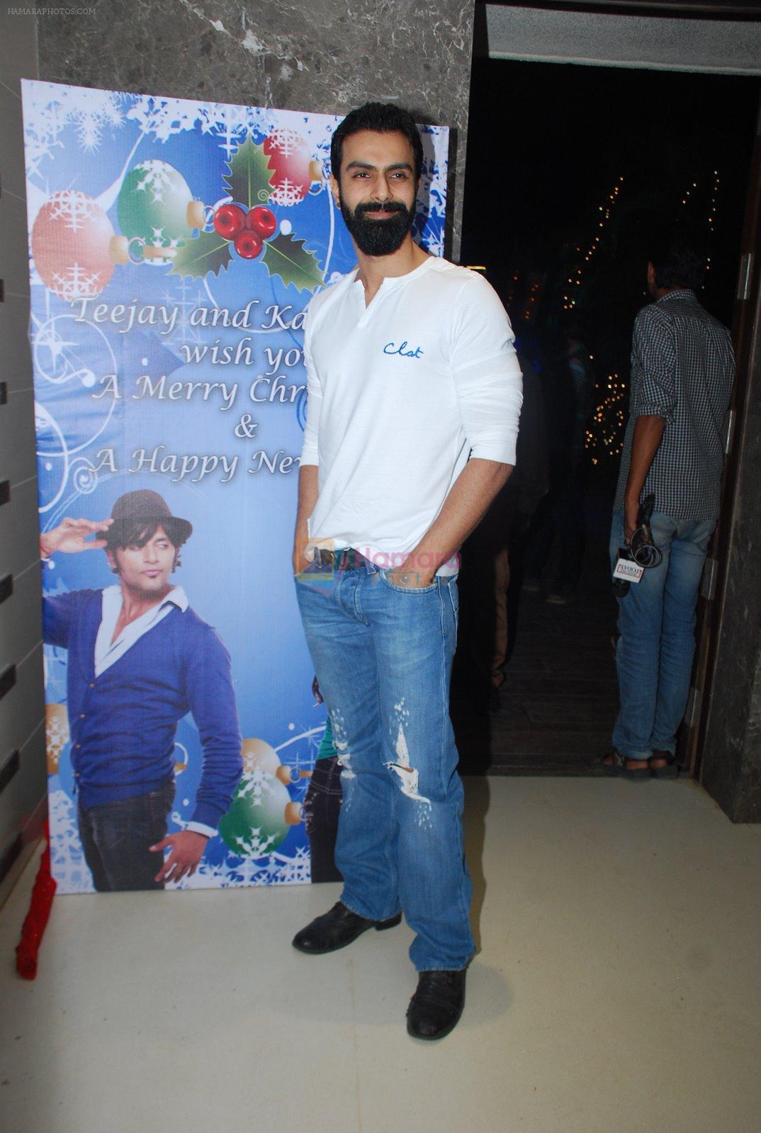 Ashmit Patel at Teejay and Karanvir Bohra's house warming party in Malad, Mumbai on 20th Dec 2014