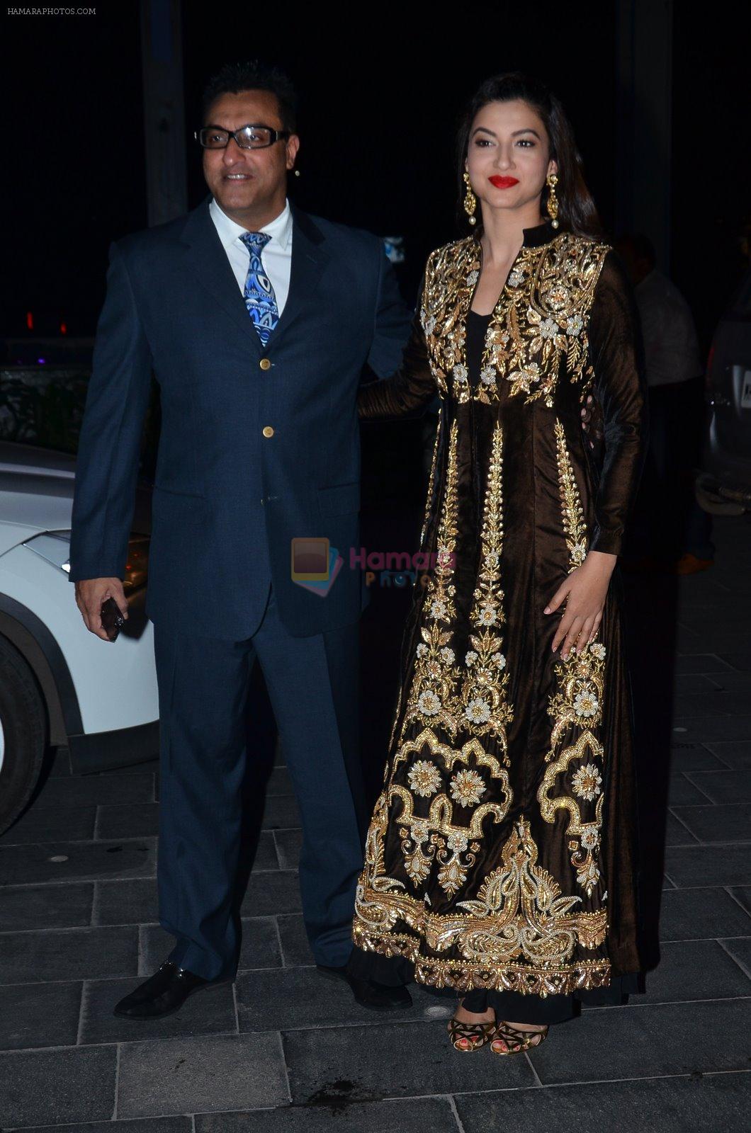 Gauhar Khan, Mohammed Morani at Shirin Morani's wedding reception in Sahara Star, Mumbai on 21st Dec 2014