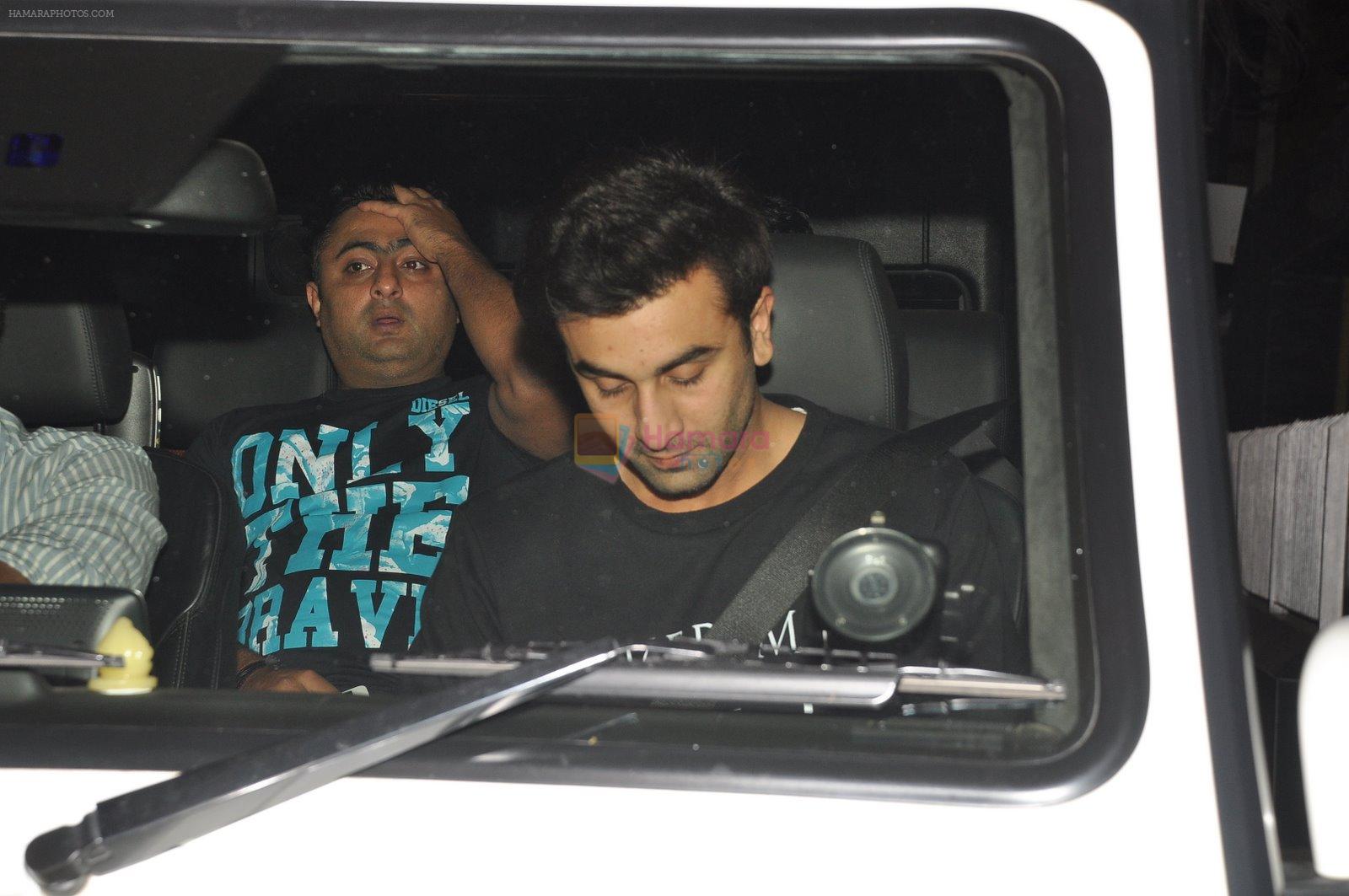 Ranbir Kapoor snapped at Aamir's house on 22nd Dec 2014