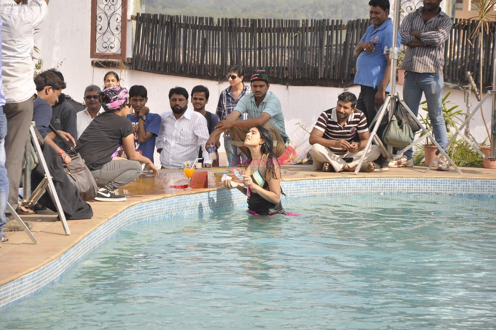 Maushmi Udeshi bikini shoot in Mumbai on 28th Dec 2014