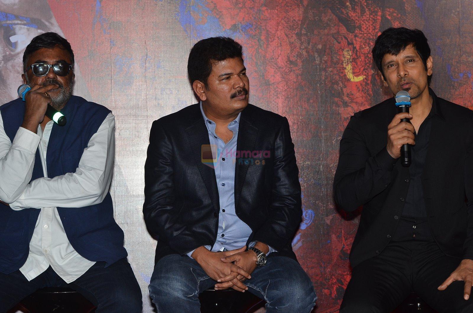 P.C. Sreeram, Shankar, Chiyaan Vikram at I movie trailor launch in PVR, Mumbai on 29th Dec 2014