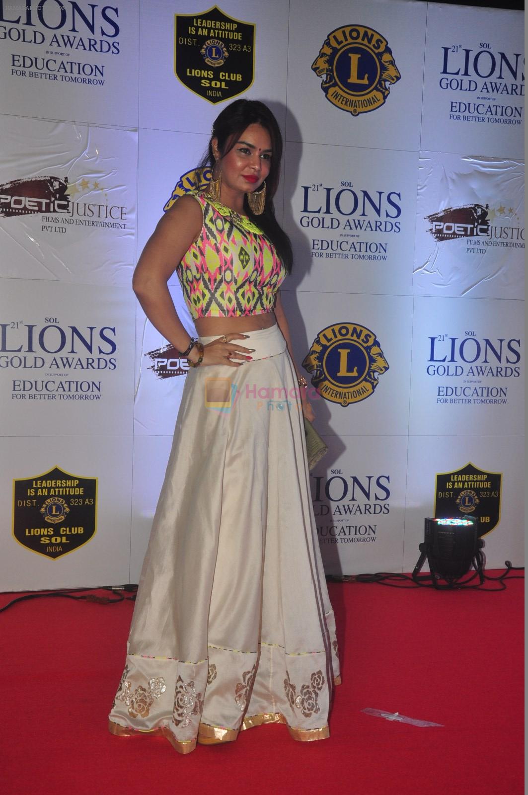 Kavita Verma at the 21st Lions Gold Awards 2015 in Mumbai on 6th Jan 2015