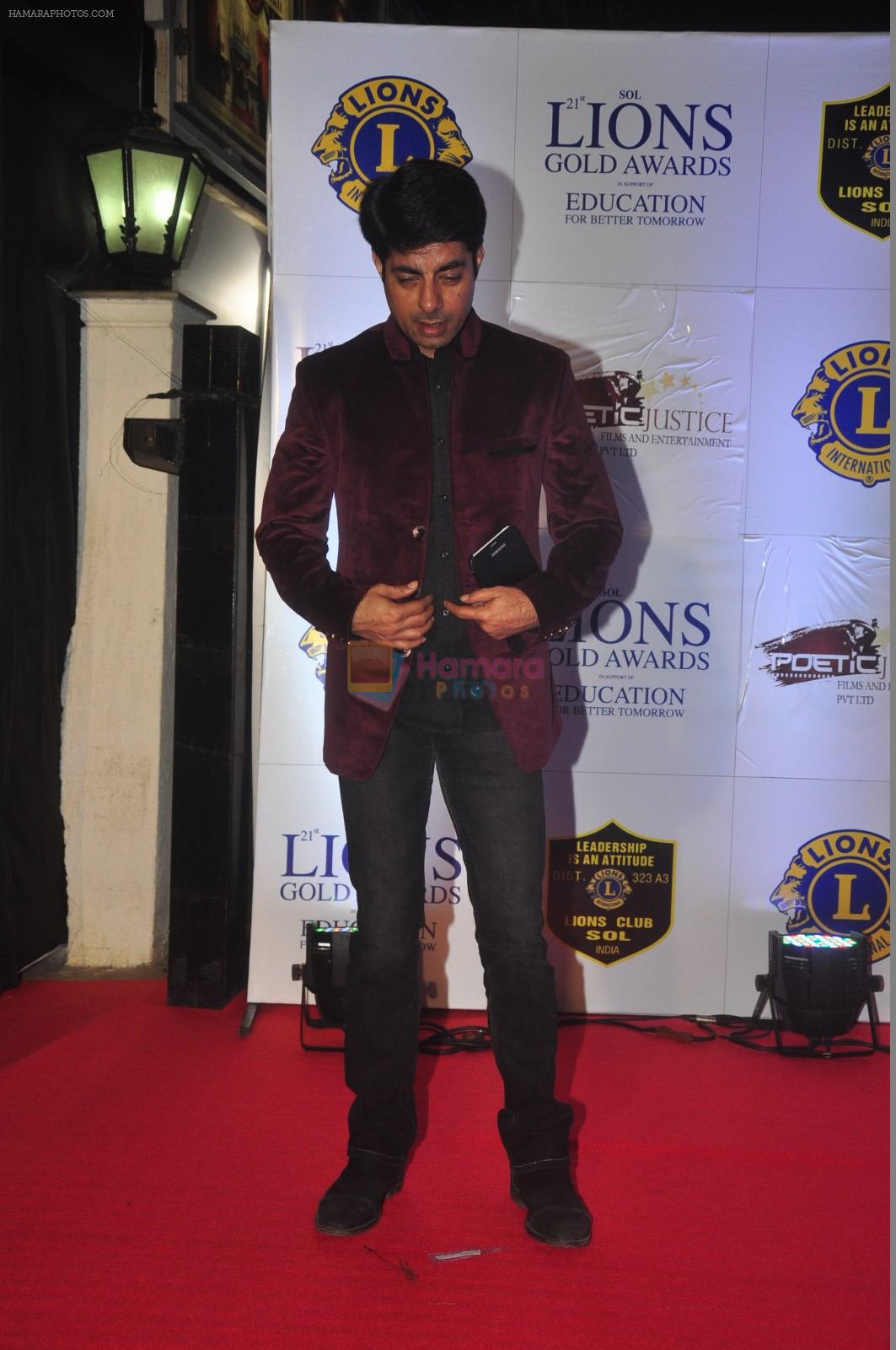 Sushant Singh at the 21st Lions Gold Awards 2015 in Mumbai on 6th Jan 2015