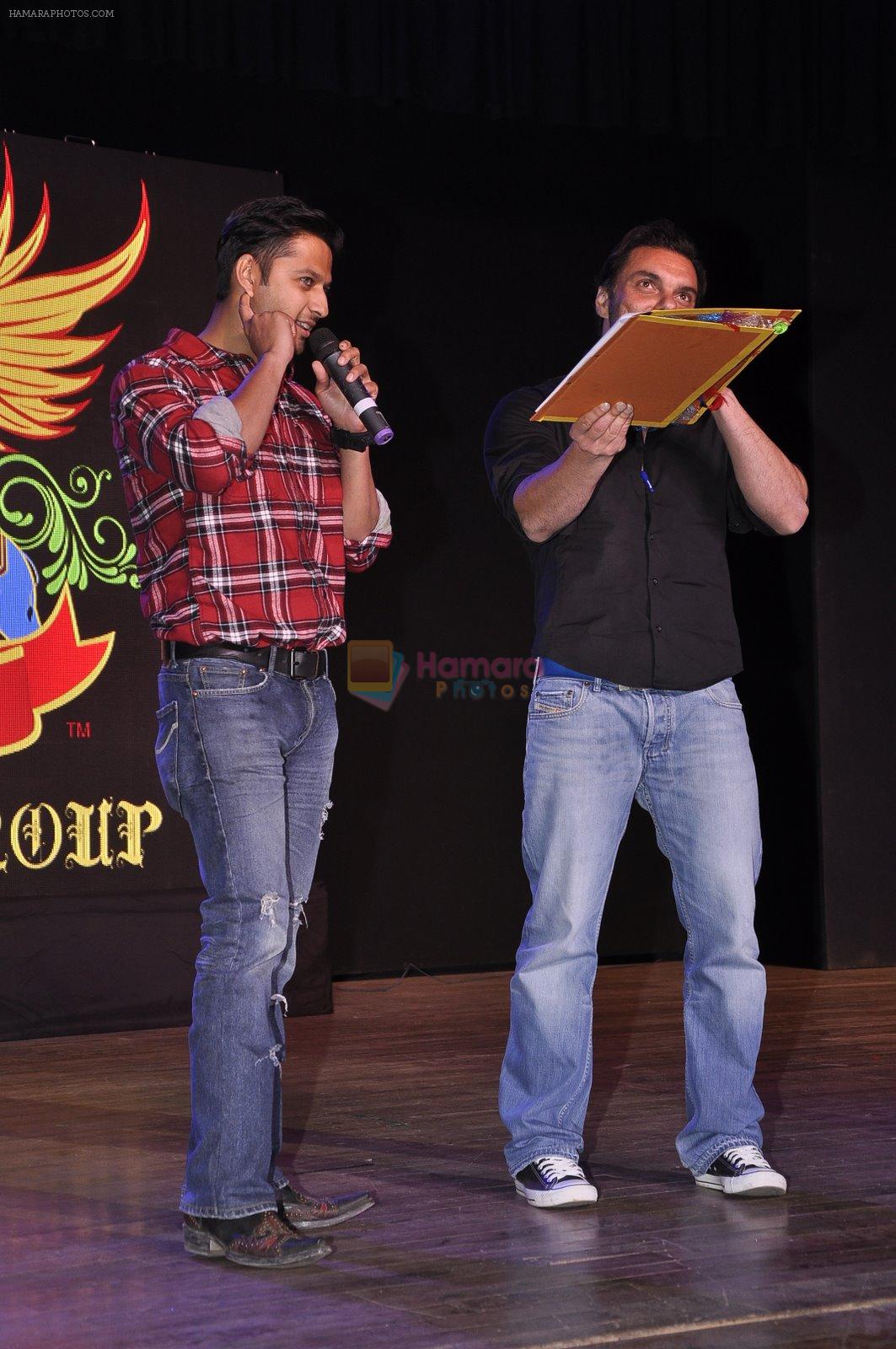 Sohail Khan, Vatsal Seth at School Event in Mumbai on 9th Jan 2015