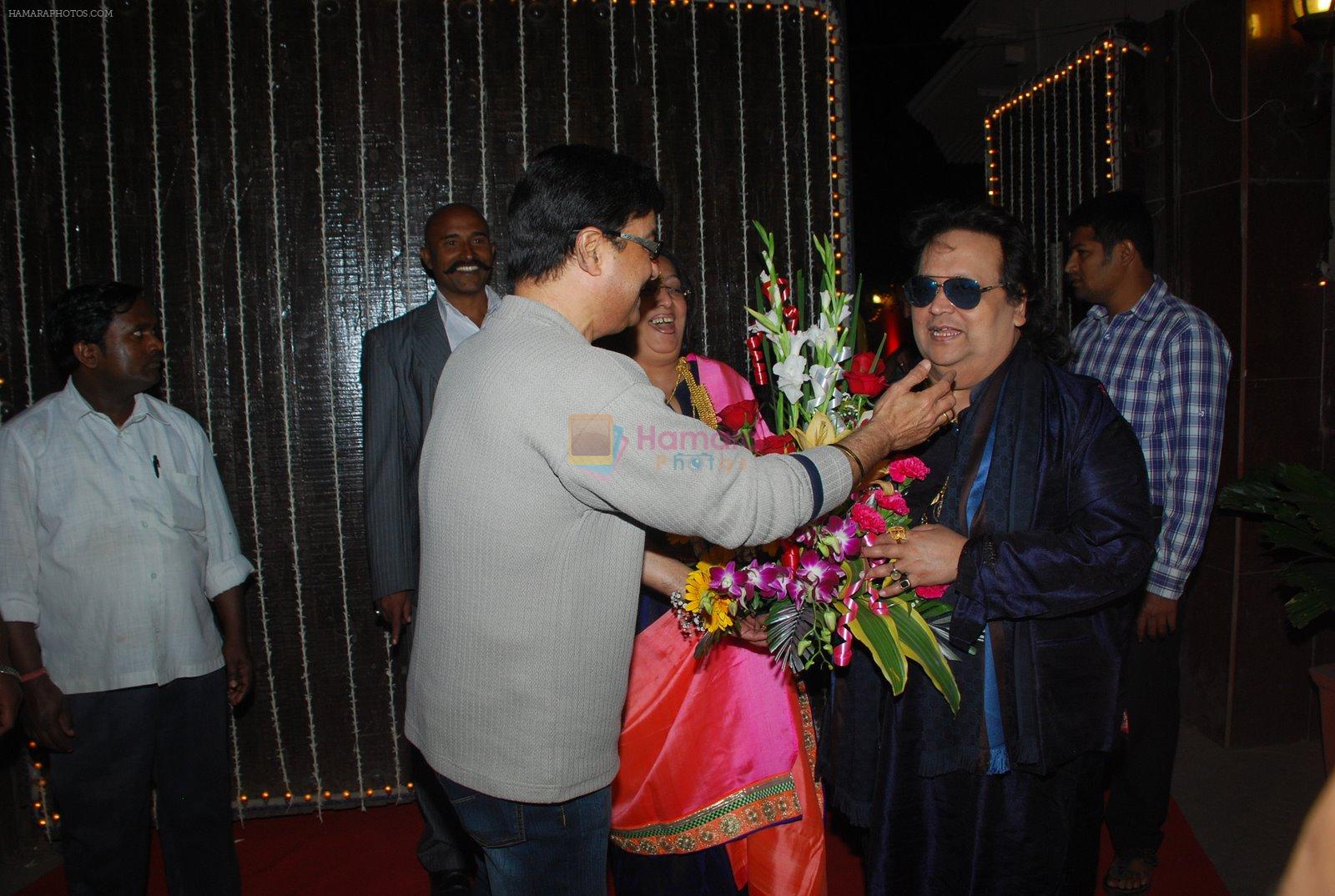 Sachin Pilgaonkar at Bappi Lahiri's wedding anniversary in Juhu, Mumbai on 23rd Jan 2014