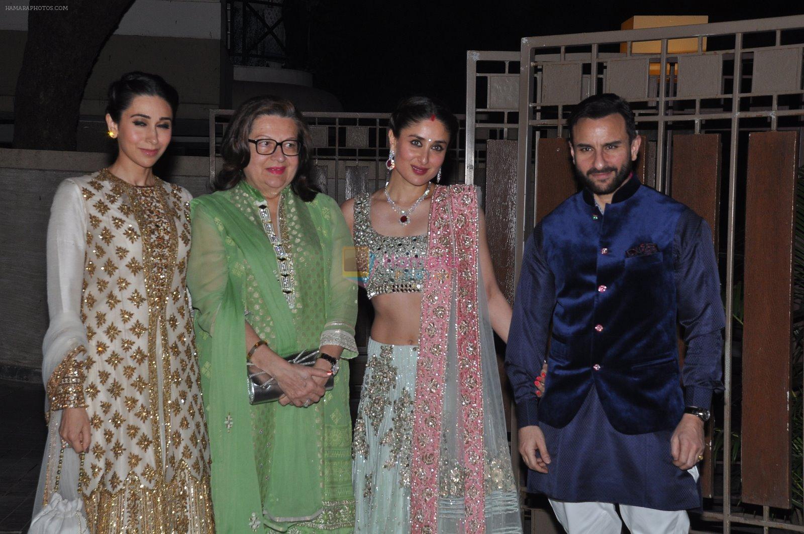 Karisma Kapoor, Babita, Kareena Kapoor, Saif Ali Khan at Soha Ali Khan and Kunal Khemu's wedding Reception in Mumbai on 25th Jan 2015