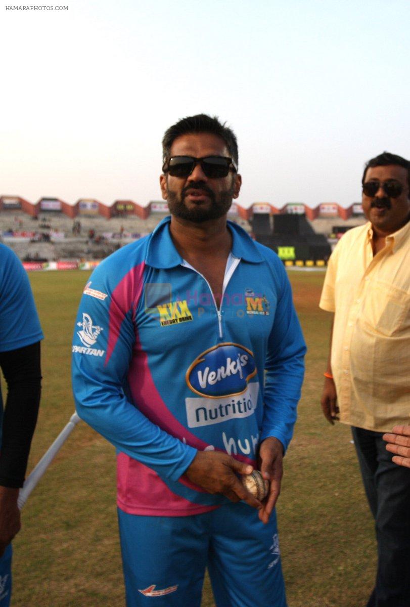 Sunil Shetty at Mumbai Heroes CCL match on 26th Jan 2015
