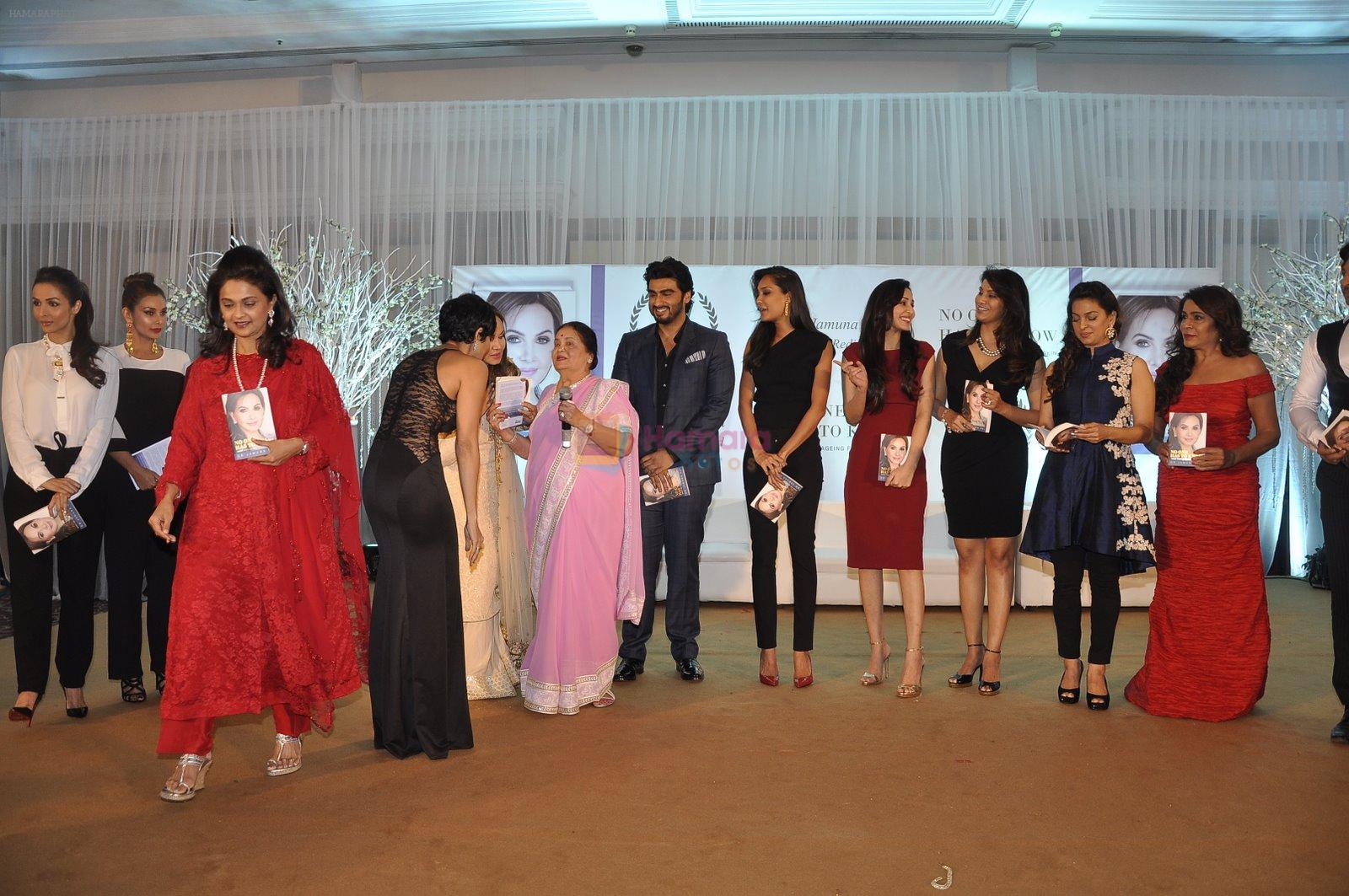 Malaika, Lisa Ray, Mandira Bedi, Jamuna Pai, Kokilaben Ambani, Arjun Kapoor, Lisa Haydon, Pooja Chopra, Diana, Juhi Chawla at Dr Jamuna Pai's book launch in Mumbai on 27th Jan 2015