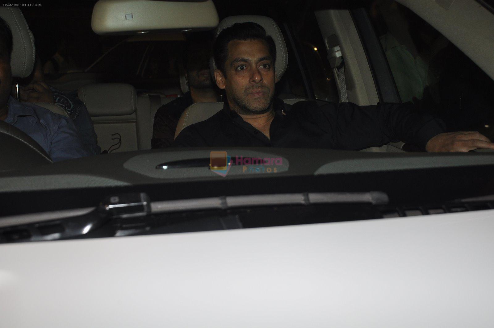 Salman Khan at Filmfare Awards 2015 Arrival on 31st Jan 2015