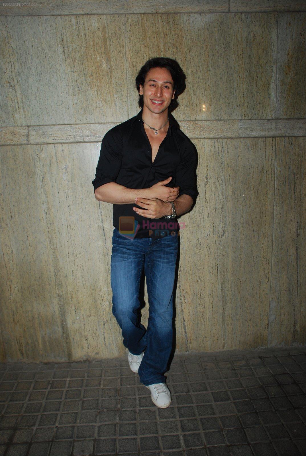 Tiger Shroff at Ahmed Khan's marriage anniversary in Hard Rock Cafe, Mumbai on 7th Feb 2015
