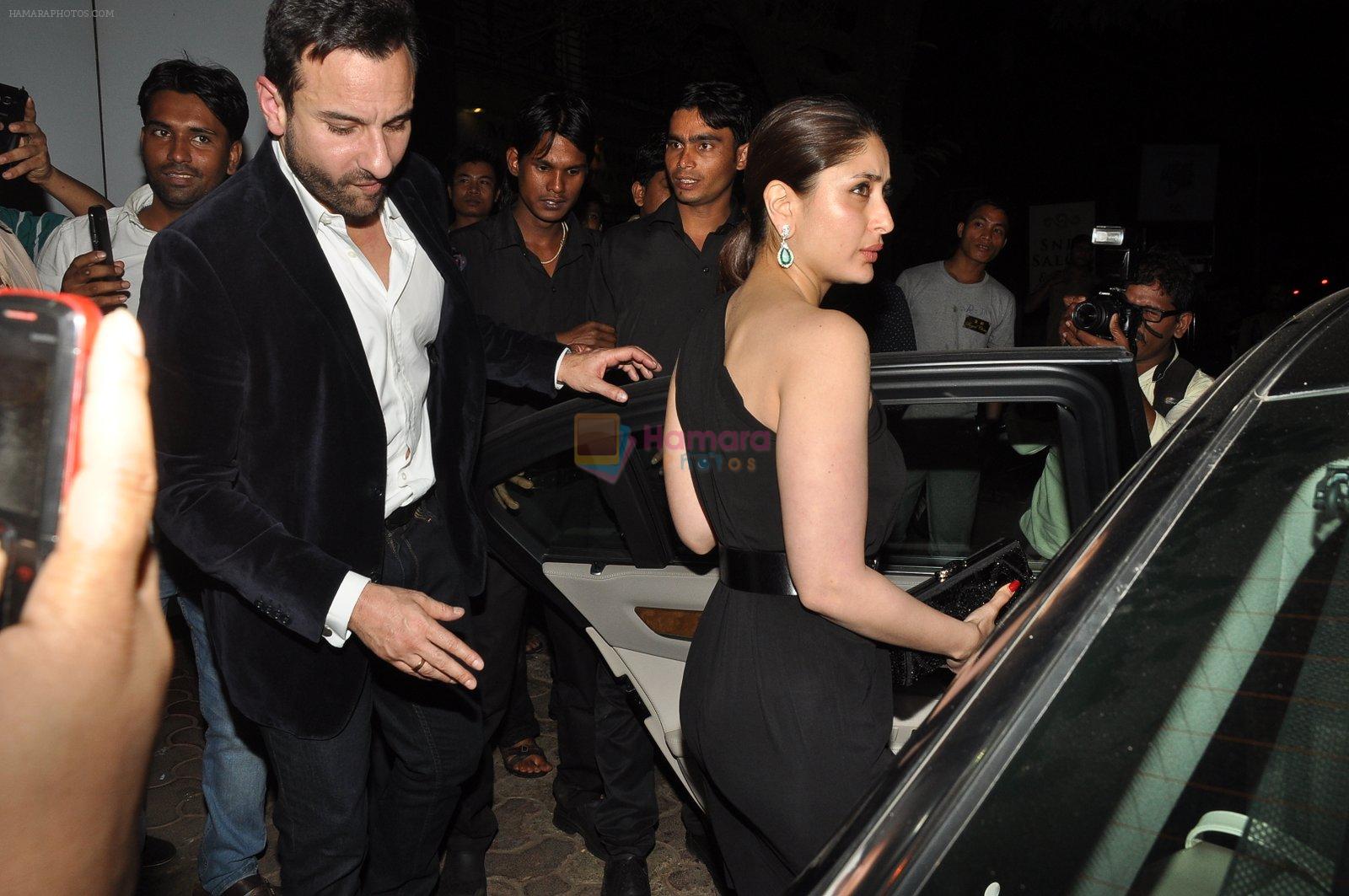 Kareena Kapoor, Saif Ali Khan snapped at Randhir Kapoor Birthday Dinner in Mumbai on 15th Feb 2015