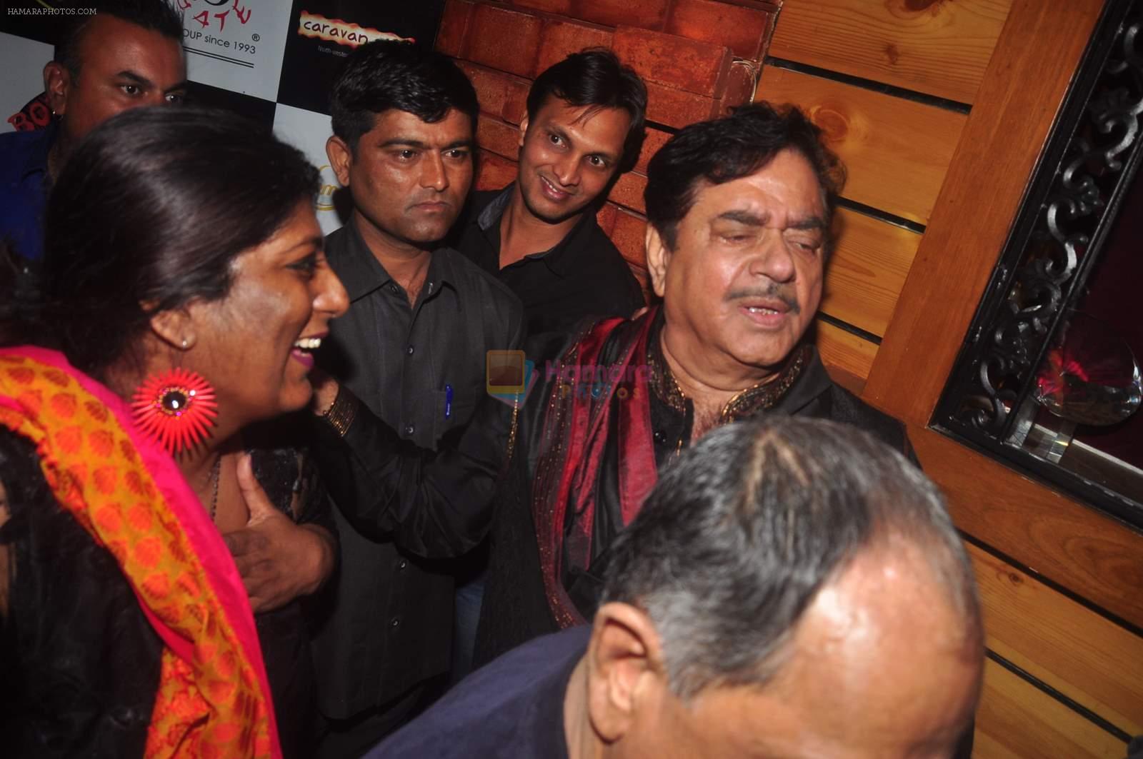 Shatrughan Sinha at Bickram ghosh's album launch in Tap Bar on 25th Feb 2015