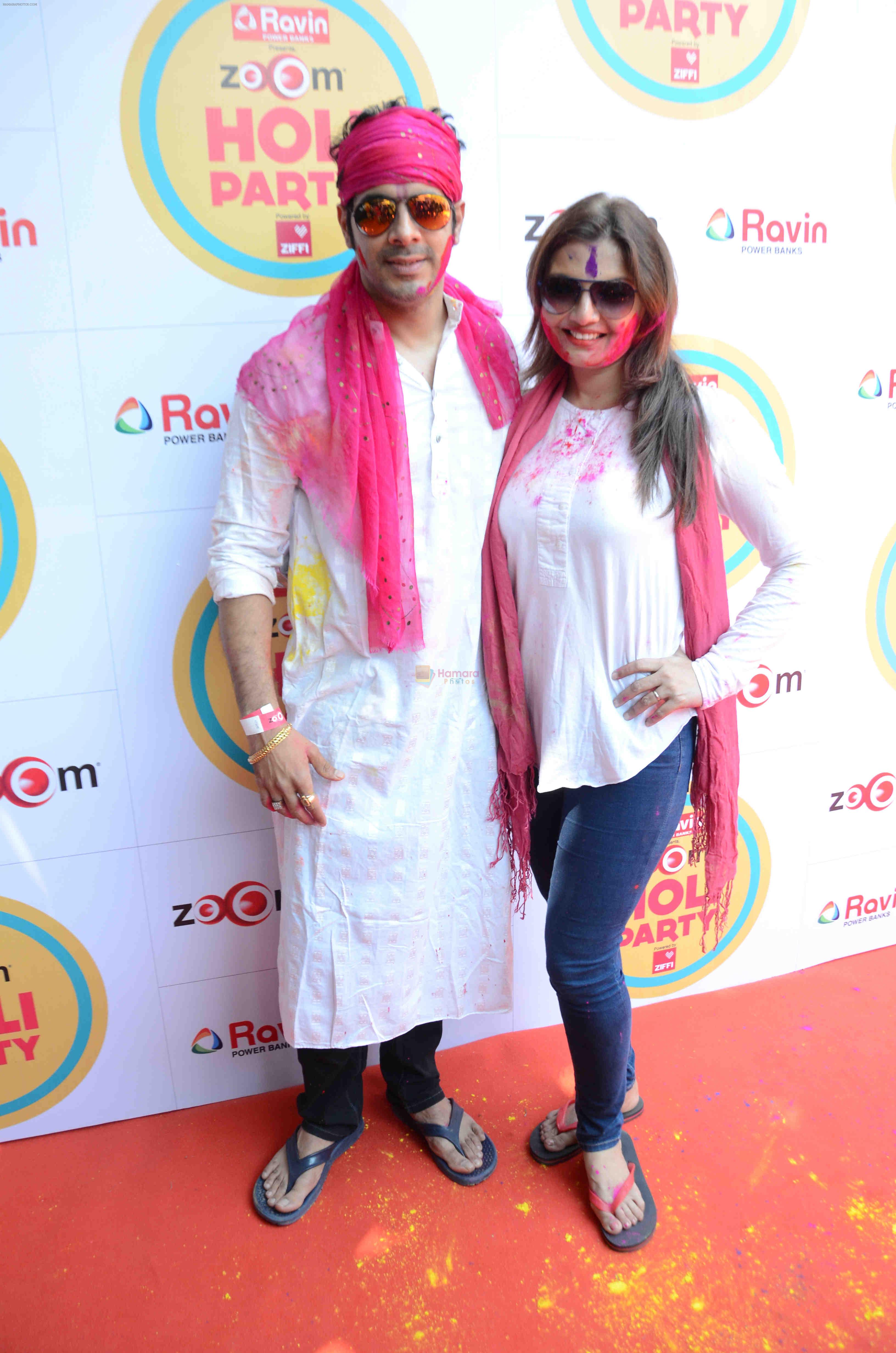 Deepshikha, Kaishav Arora at Zoom Holi Bash in Mumbai on 6th March 2015