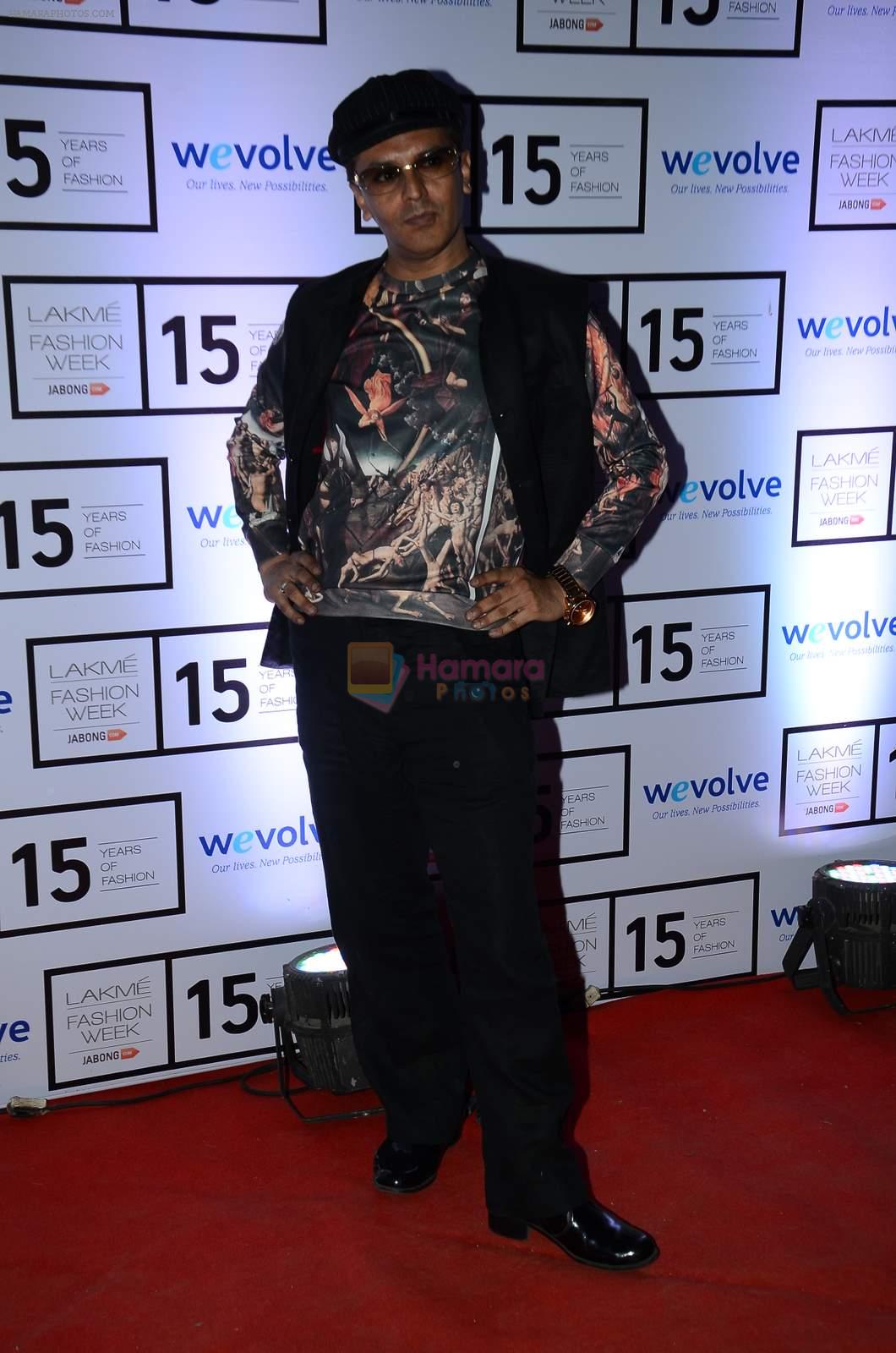 Imam Siddiqui at Manish Malhotra Show at Lakme Fashion Week 2015 Day 1 on 18th March 2015