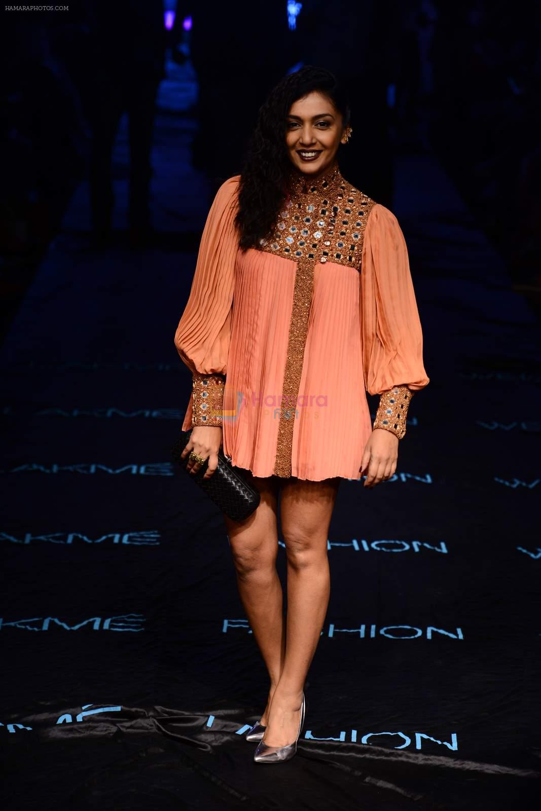 Shweta Salve at Payal Singhal Show at Lakme Fashion Week 2015 Day 4 on 21st March 2015