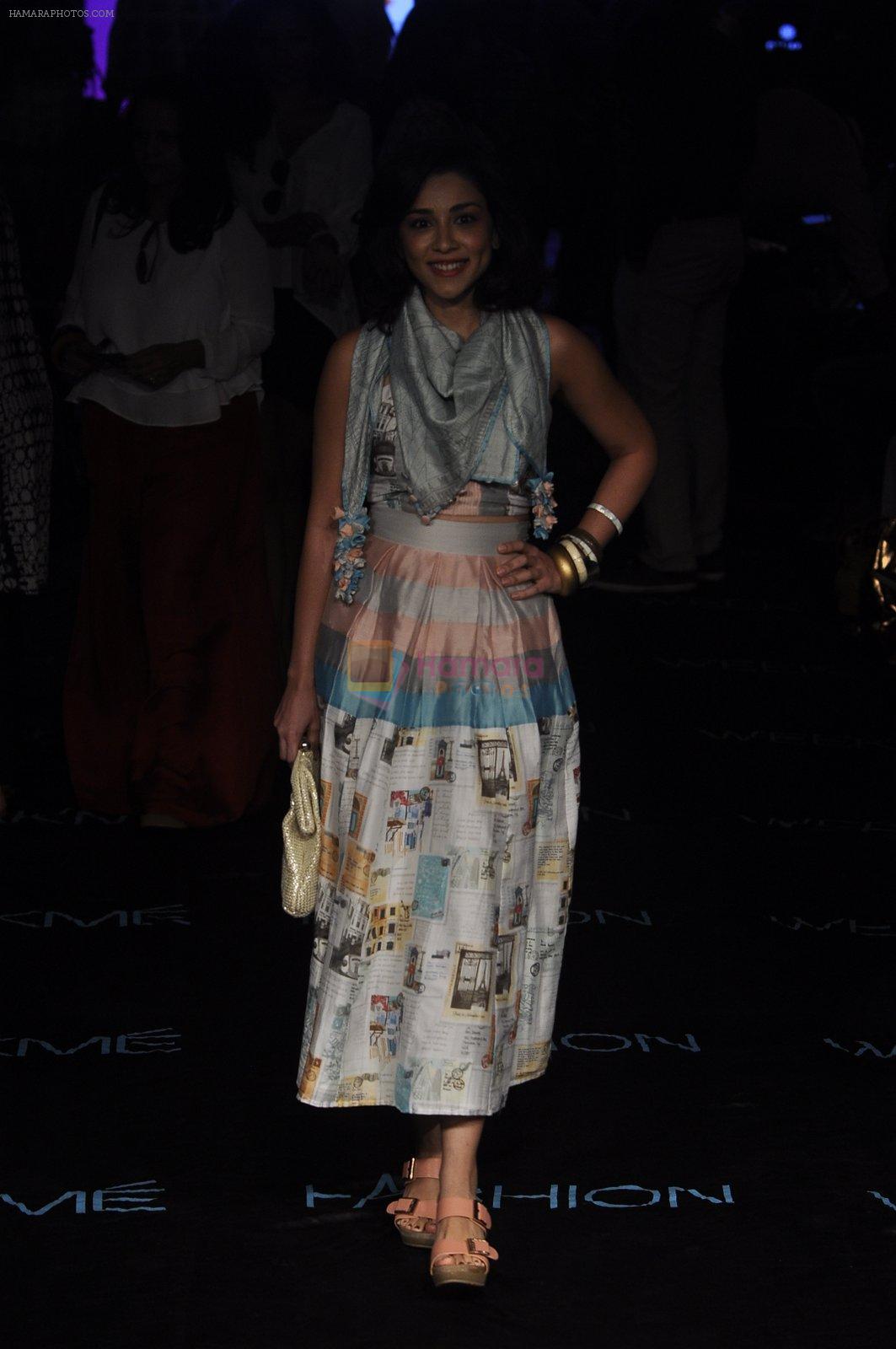 Amrita Puri walk the ramp for DRVV Show at Lakme Fashion Week 2015 Day 3 on 20th March 2015