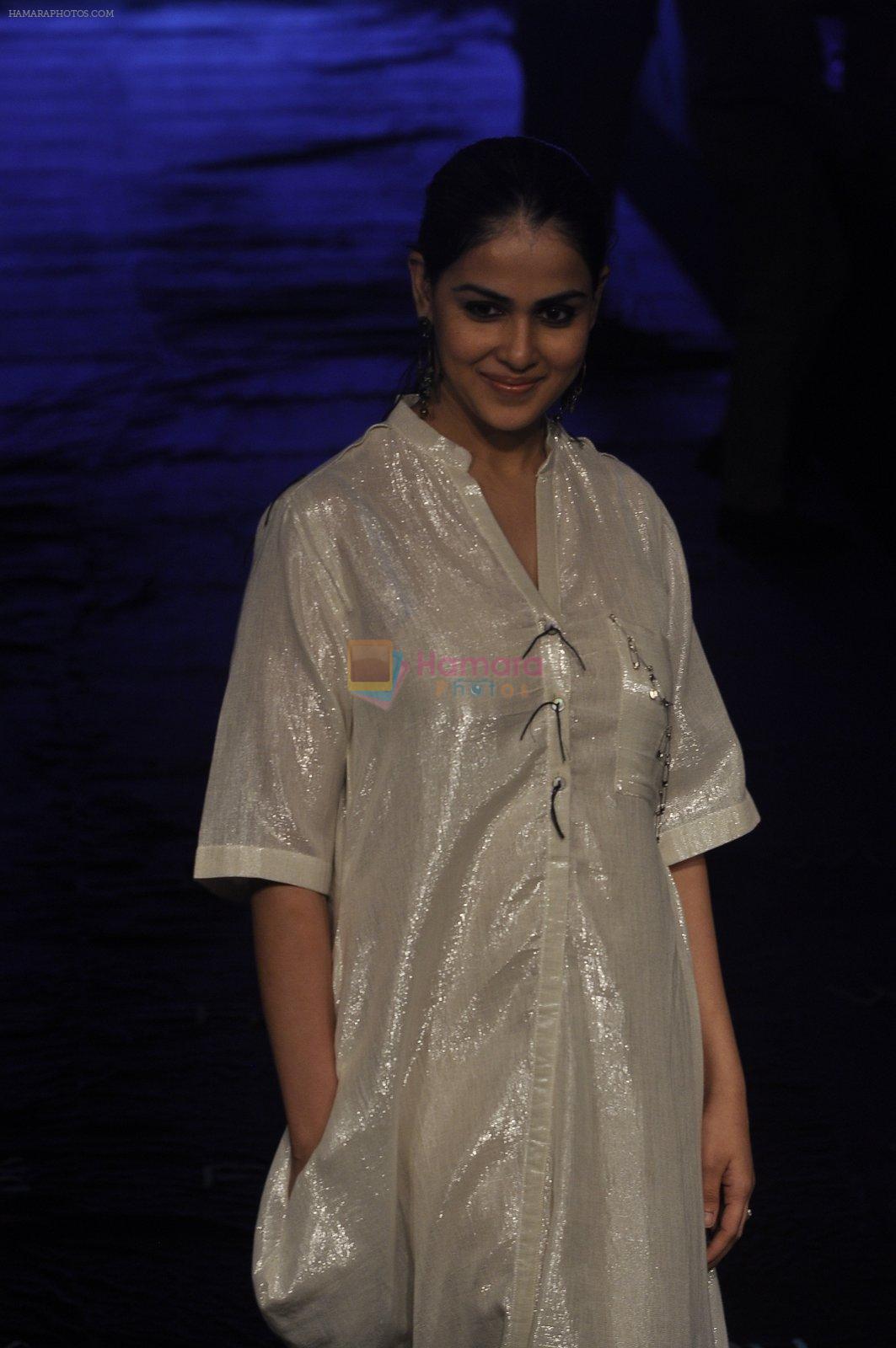 Genelia D Souza at Asmita Marwa Show at Lakme Fashion Week 2015 Day 3 on 20th March 2015
