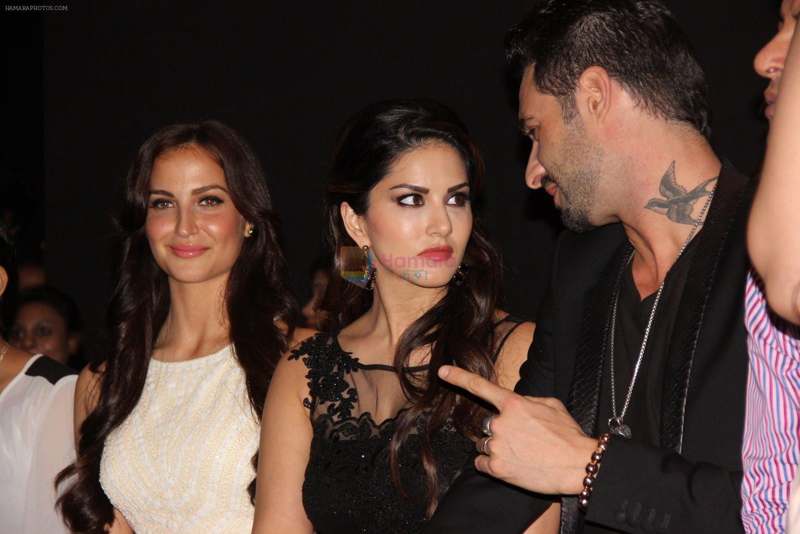 Sunny Leone, Elli Avram at RRISO Show at Lakme Fashion Week 2015 Day 5 on 22nd March 2015