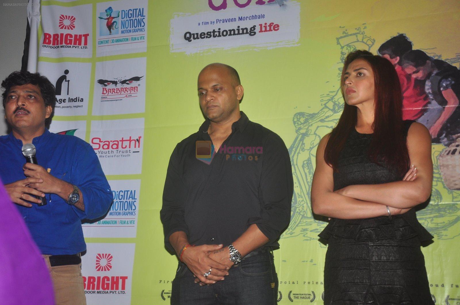 Esha Deol, Praveen Morchhale, Satyajit Choura at the trailor launch of Barefoot To Goa in Sunny Super Sound on 24th March