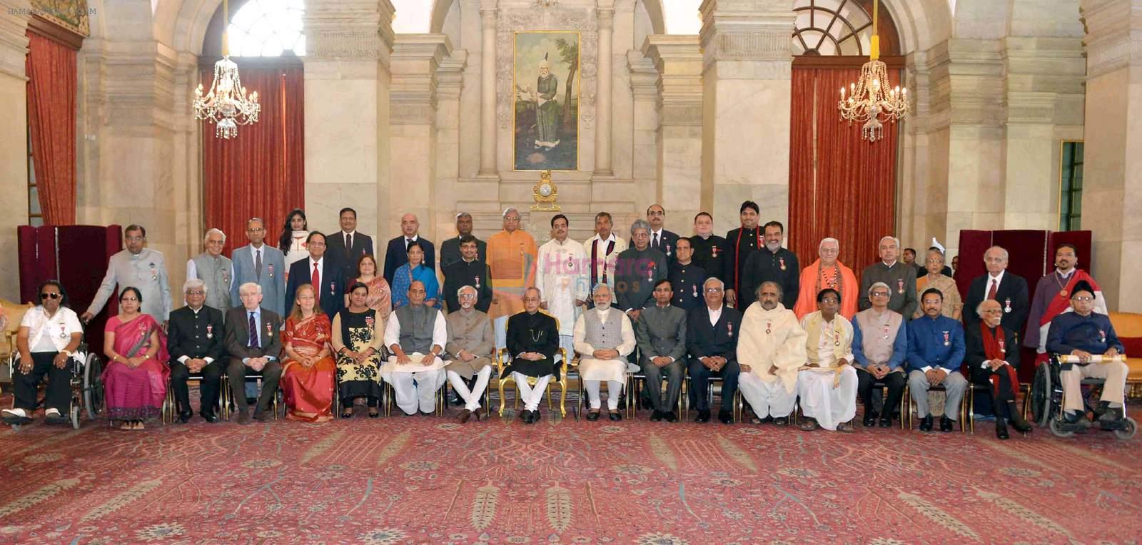 Ravindra Jain at Padma Shri ceremony  in Delghi on 8th April 2015