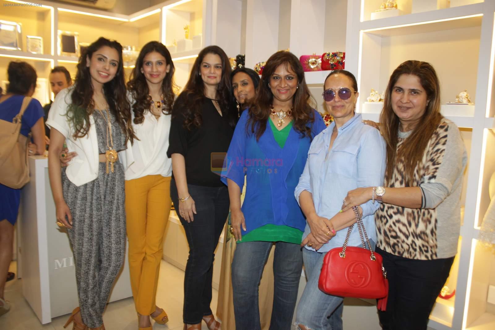 Suchitra Pillai, Anna Singh, Sharmila Khanna at Minerali store in Bandra, Mumbai on 8th April 2015