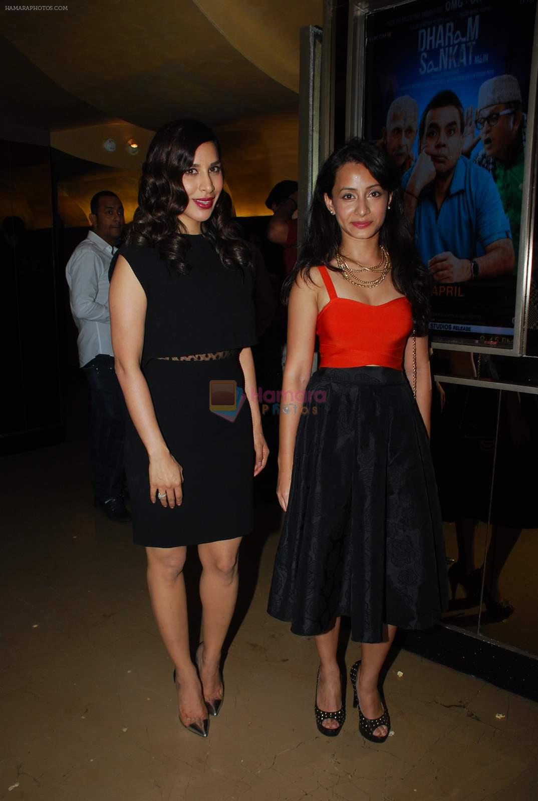 Sophie Choudry at the Premiere of Dharam Sankat Mein in PVR on 8th April 2015