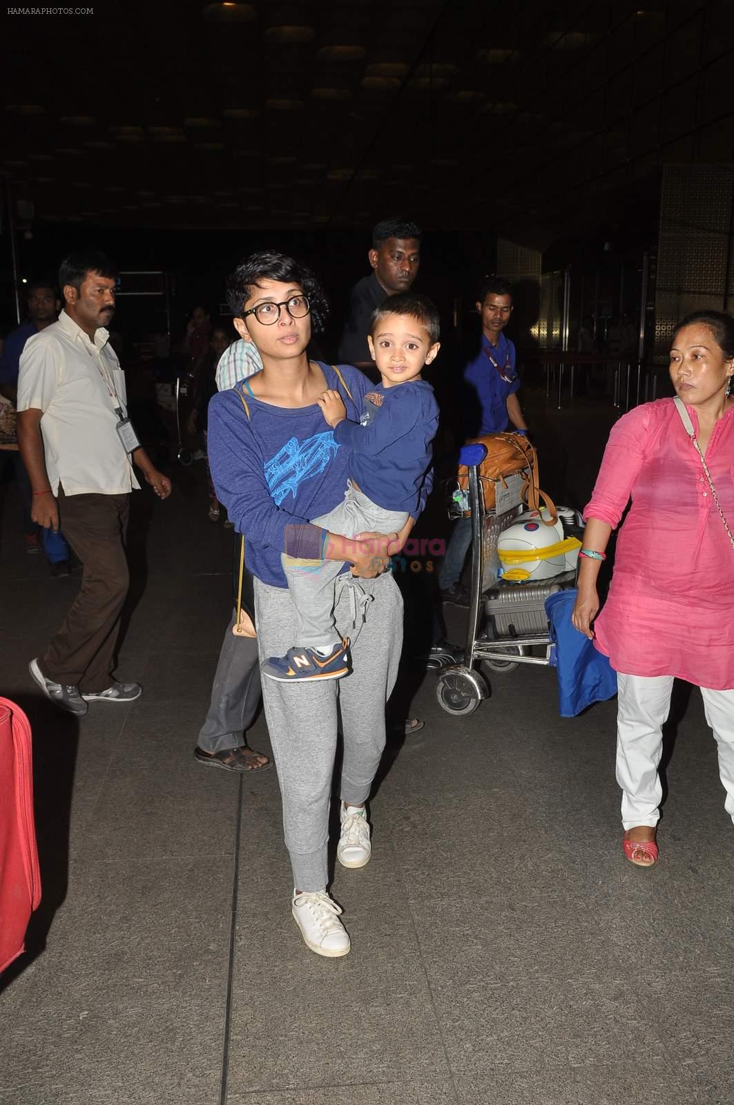 Kiran Rao, Azad Khan leaves for disneyland in Mumbai Airport on 11th April 2015
