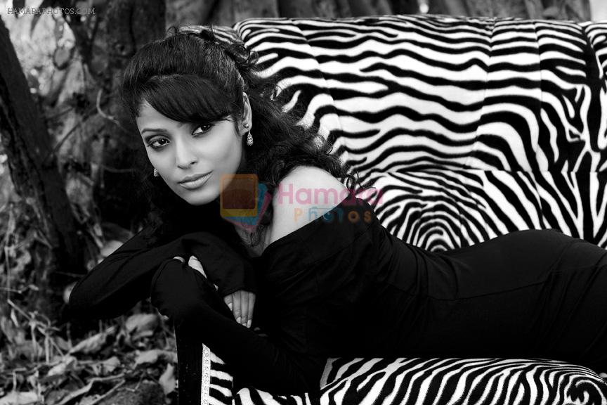 Megha Chatterjee Photo Shoot