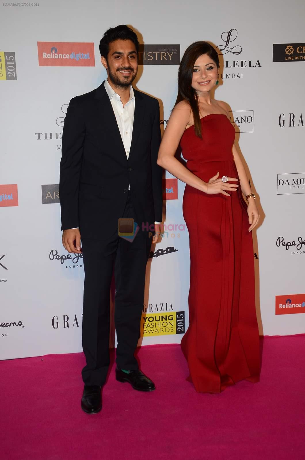 Kanika Kapoor at Grazia young fashion awards red carpet in Leela Hotel on 15th April 2015