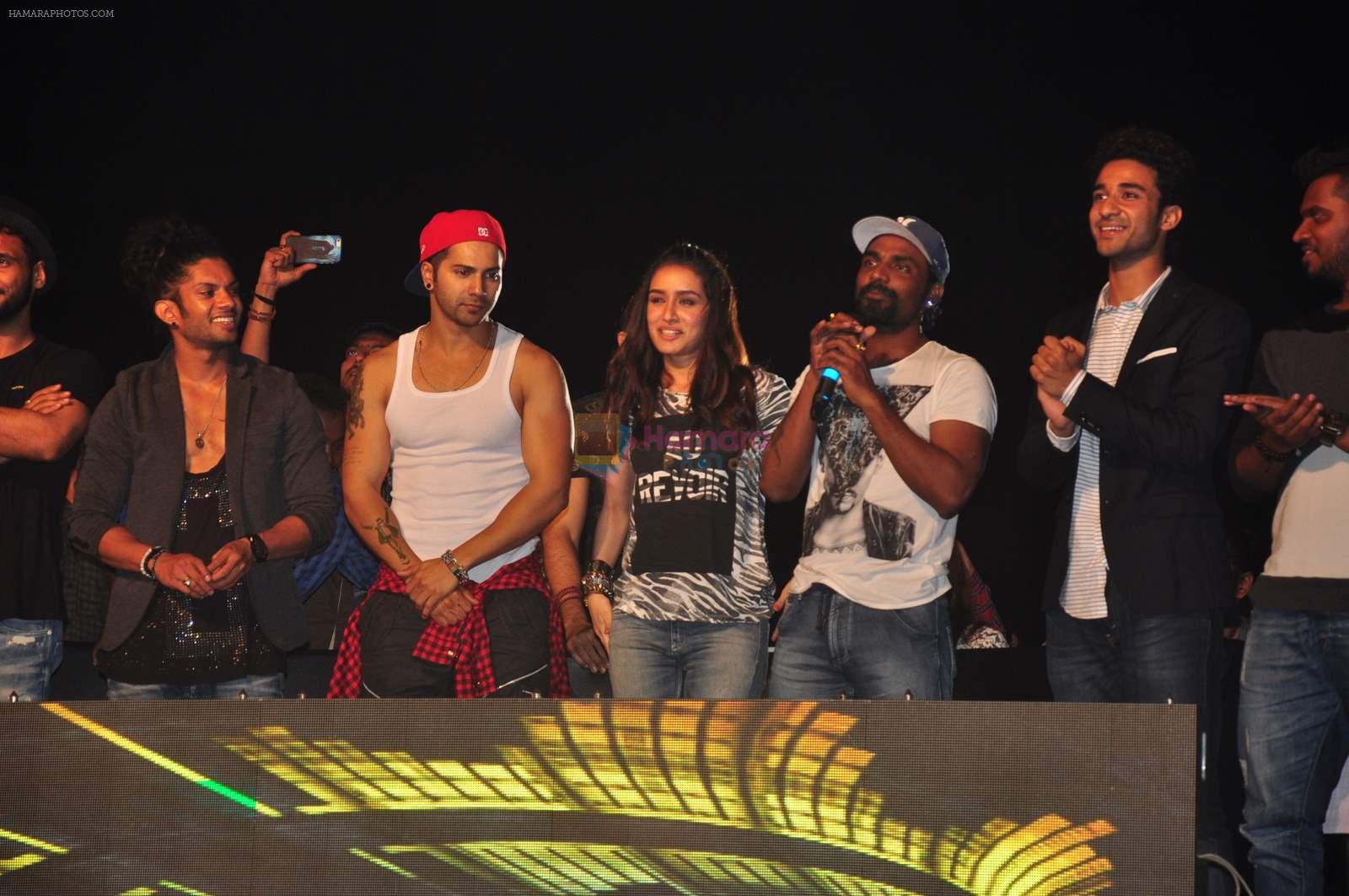 Varun Dhawan,  Shraddha Kapoor, Remo D Souza at dance competition in Vasai on 25th April 2015