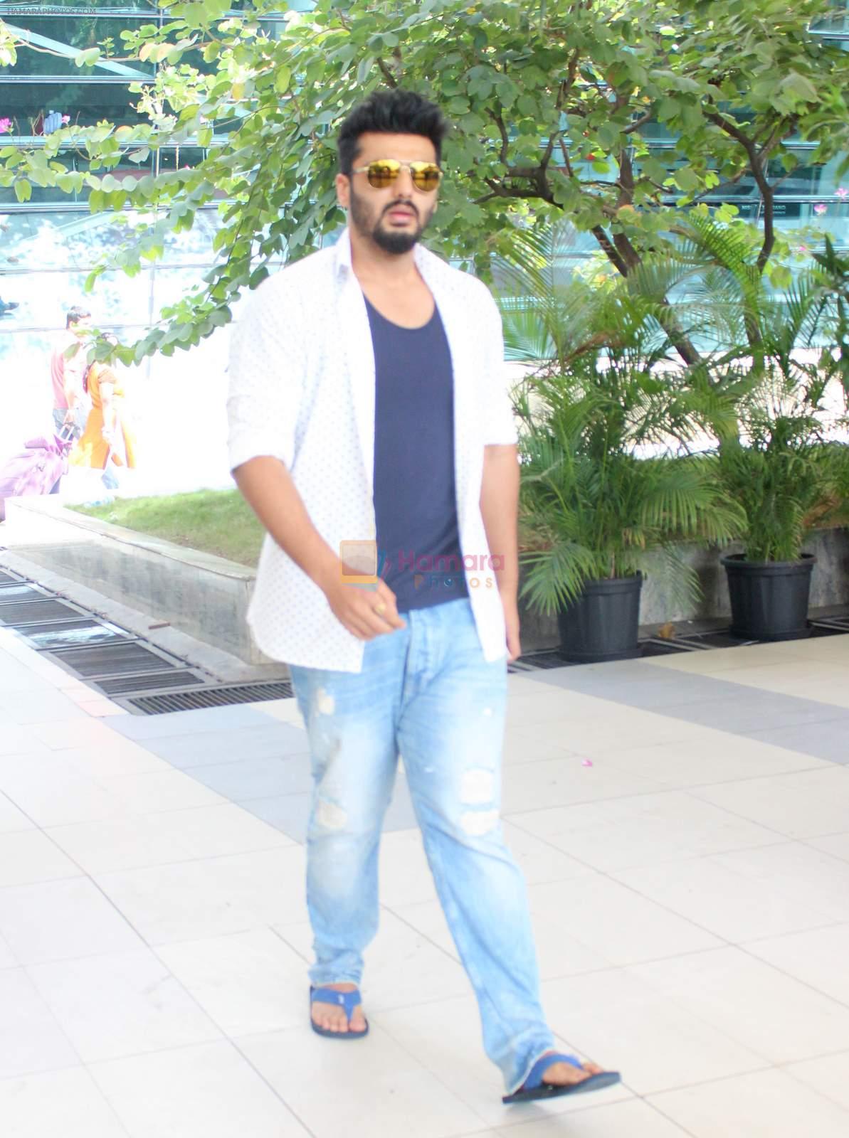 Arjun Kapoor snapped on 3rd May 2015