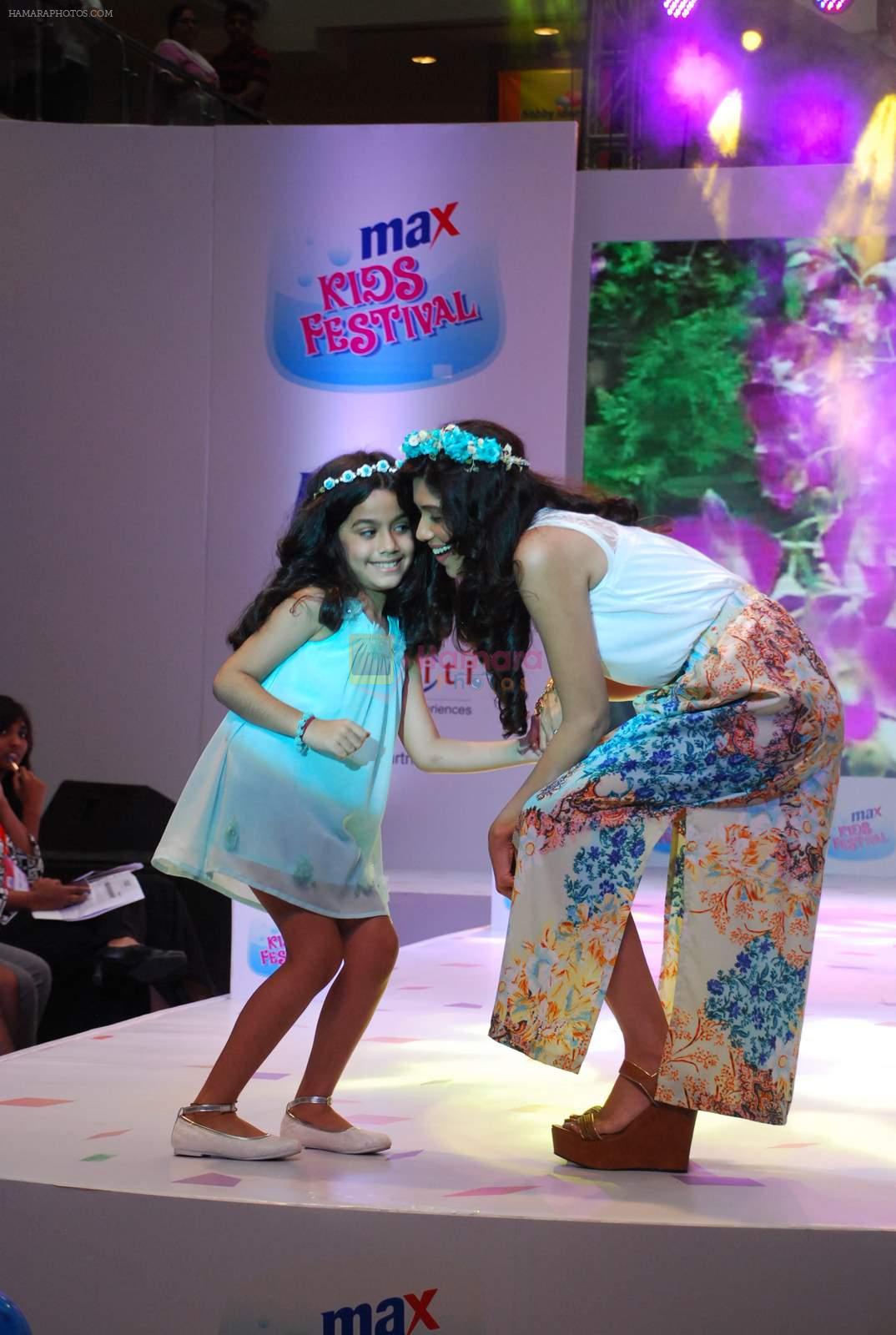at Max kids fashion show in Mumbai on 5th May 2015