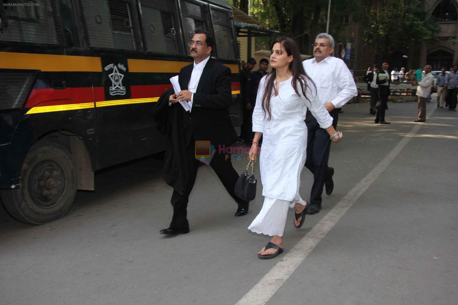 Alvira Khan snapped at the court on 6th May 2015